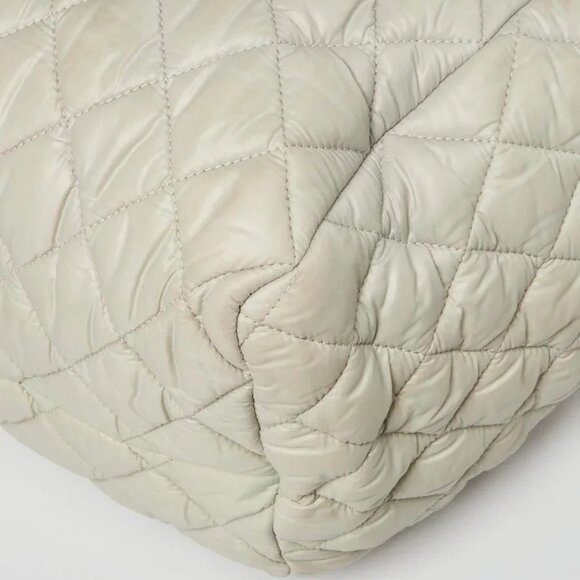 Chanel Dark White Quilted Nylon Coco Cocoon Large Zip Tote Bag - Picture 4 of 12